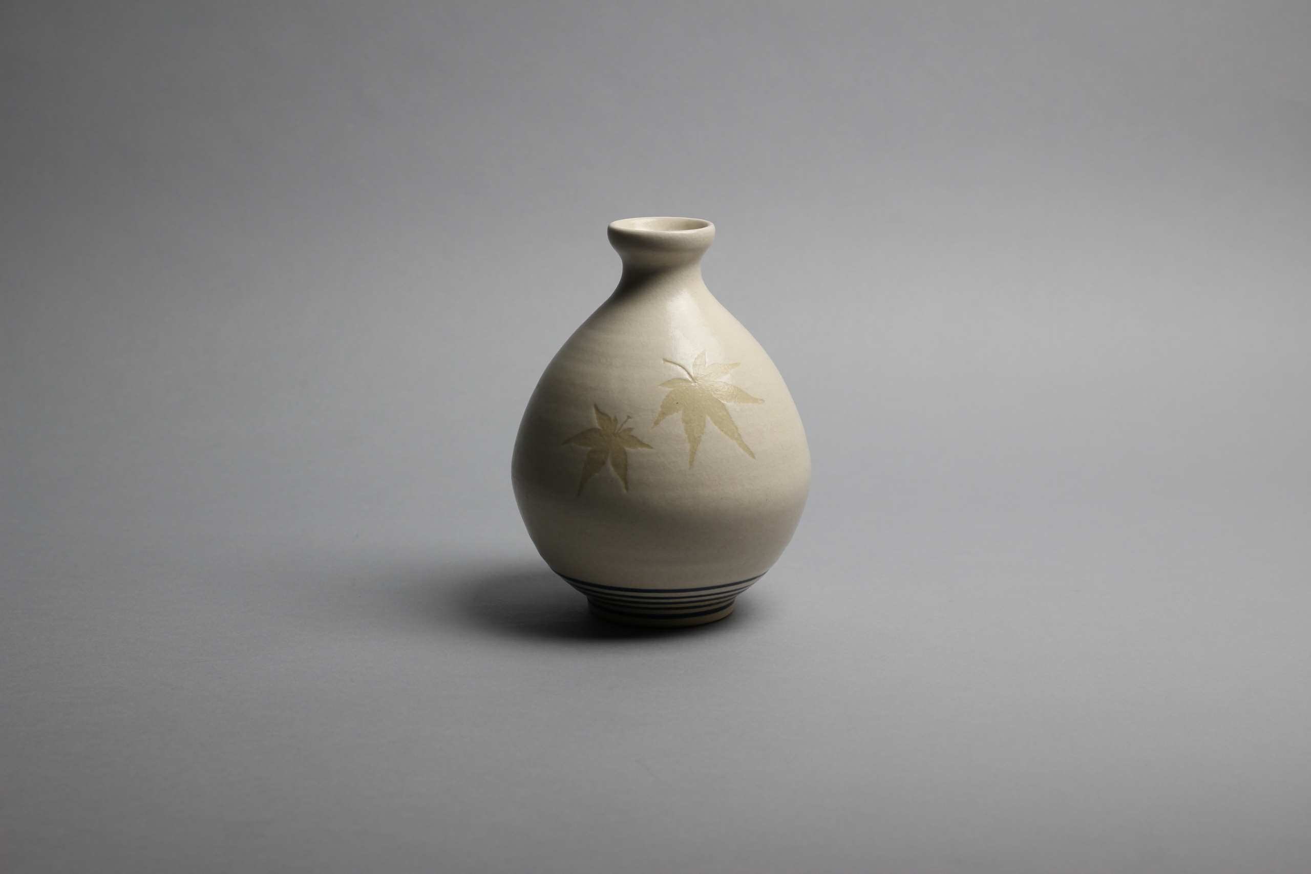 もみじ紋 花入れ | 宮島御砂焼窯元 対厳堂公式サイト